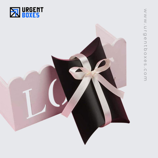custom pillow boxes with ribbon